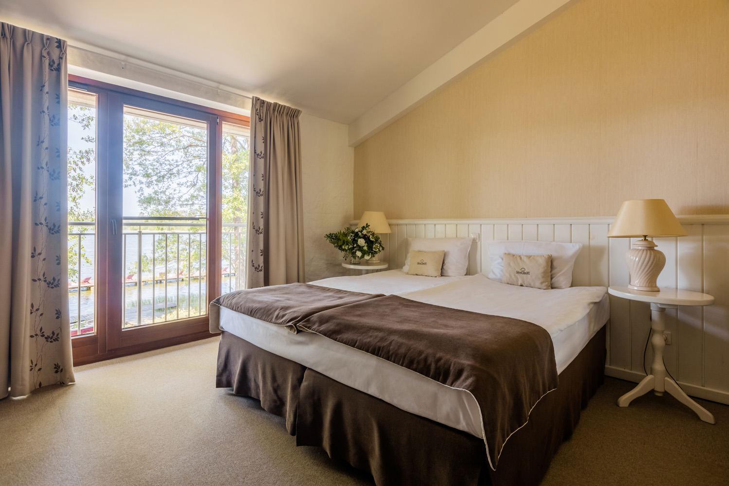 Jablon Lake Resort Pisz Ngoại thất bức ảnh